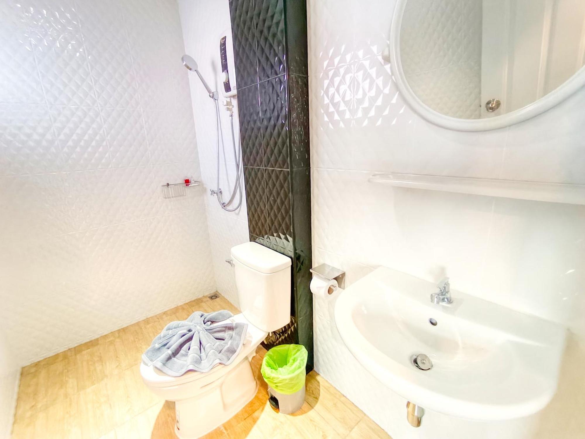 Sailor Hotel パッタヤー 部屋 写真